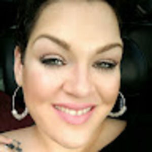 Meet your Posher, Alicia